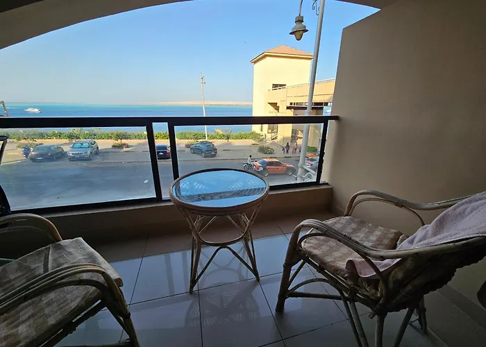 With Sea View And Apartment Hurghada